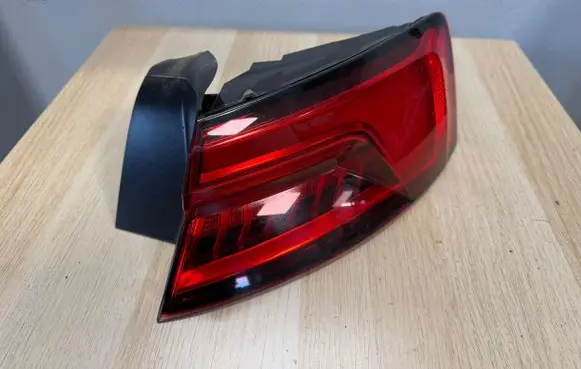Audi A5 Rear/tail lights 8W6945092E