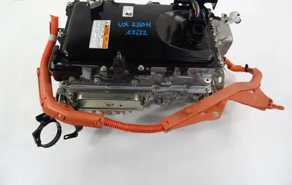 Lexus UX Voltage converter inverter G920076060