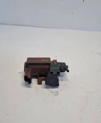 Volvo V70 Turbo solenoid valve 6G9Q9E882