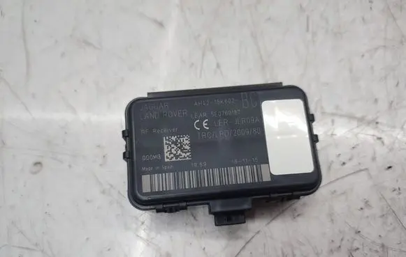 Jaguar XF X260 Antenna control unit AH4215K602BC