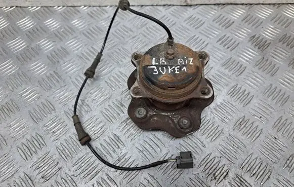 Nissan Juke I F15 Rear wheel hub 432021KA0A 53BWKH20BY01