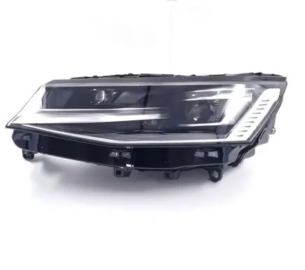 Volkswagen Transporter - Caravelle T7 Headlight/headlamp 7T1941081A