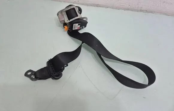 Mercedes-Benz B W245 Rear seatbelt 603332200