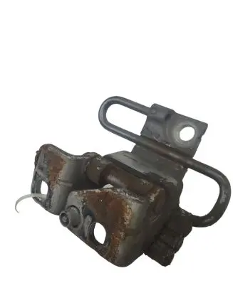 Volkswagen Jetta V Front door lower hinge 1K0831412K