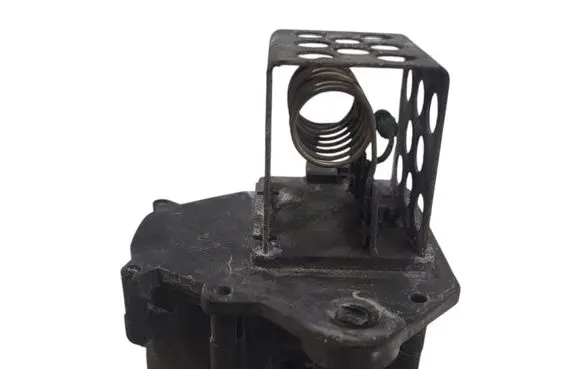 Coolant fan relay