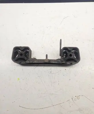 Ford Mustang V Muffler mount bracket/holder BR335A246AF A64RB