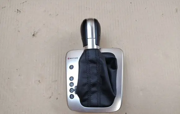 Volkswagen Tiguan Gear shifter surround trim plastic 5N1713203AB