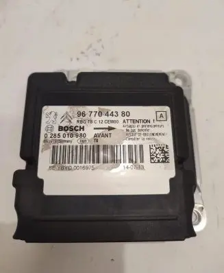 Peugeot 3008 I Airbag control unit/module 9677044380