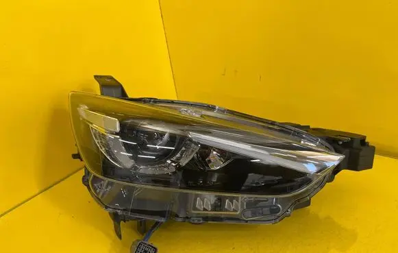 Mazda CX-3 Headlight/headlamp D10E-51030