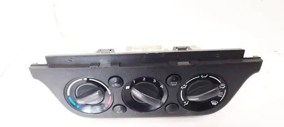 Suzuki Swift I Climate control unit