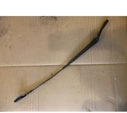 Volkswagen PASSAT B6 Front wiper blade arm 3C1955410B