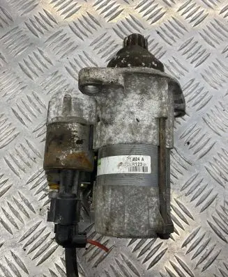 Skoda Octavia Mk2 (1Z) Starter motor 02E911024A