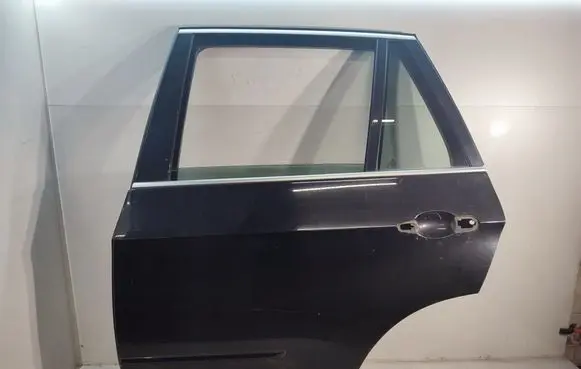 BMW X5 E70 Rear door