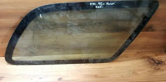 Ford Escort Rear side window 4R3001057 43R-001057