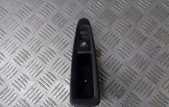 Citroen C4 I Quarter vent window switch 