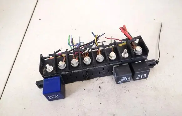 Audi A6 S6 C4 4A Fuse box set 4a0941822