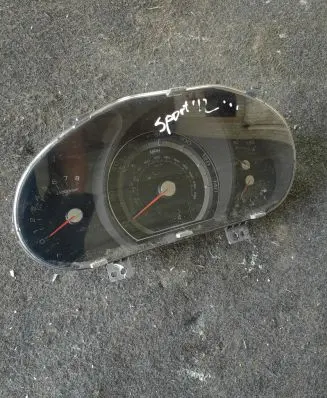 KIA Sportage Speedometer (instrument cluster) 940013U435