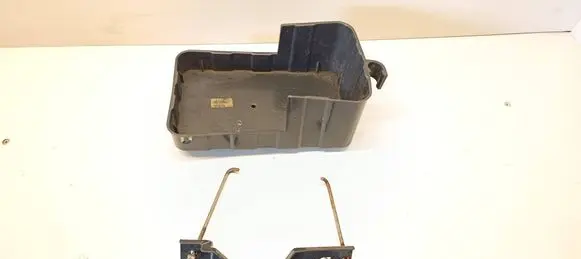 Honda CR-V Battery tray 