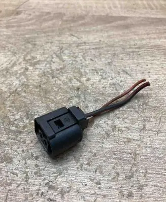 BMW 3 E46 Plug wire 8364516 1813914725