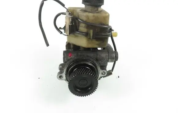 Mazda 5 Power steering pump 