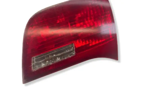 Audi A6 S6 C6 4F Tailgate rear/tail lights 4F9945094B