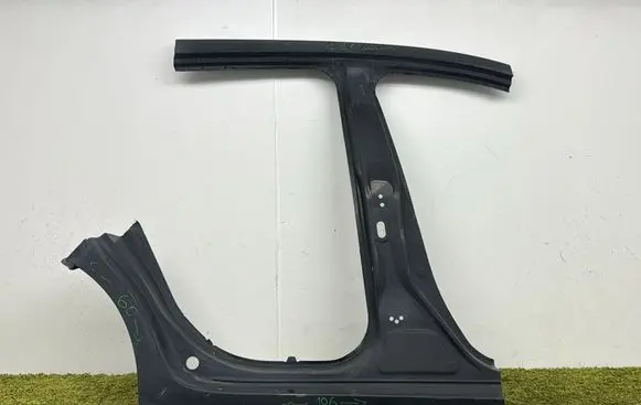 Mazda 3 III (B) Pillar trim (exterior) 