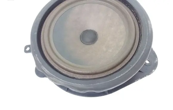 Audi A3 S3 A3 Sportback 8P Front door speaker 8P0035411
