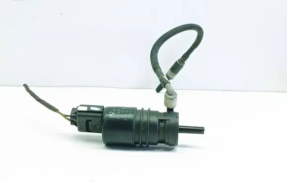 BMW X5 E70 Windscreen/windshield washer pump 6934160 10833217 3095102