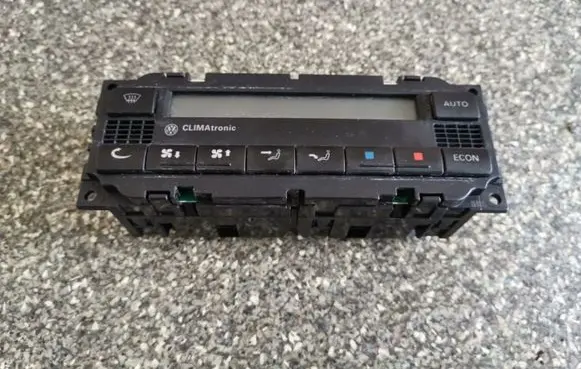 Volkswagen PASSAT B5.5 Climate control unit 3B1907044H