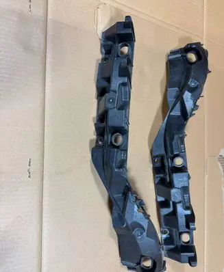 Renault Laguna III Front bumper mounting bracket 622229361R