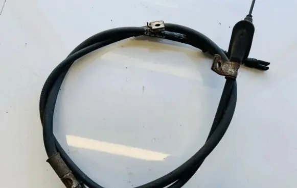 Handbrake/parking brake wiring cable