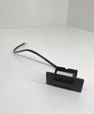 MG ZS Tailgate opening switch 11661305