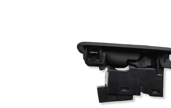 Jaguar XE Rear seatbelt buckle 628913500D 4B40