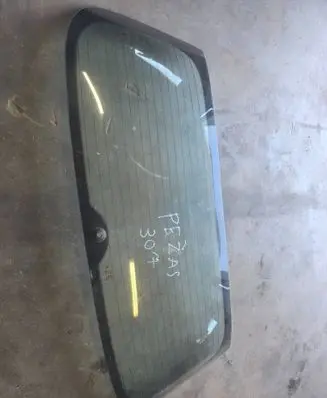 Peugeot 307 Rear windscreen/windshield window 