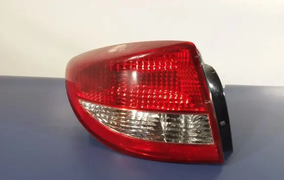 KIA Rio Rear/tail lights