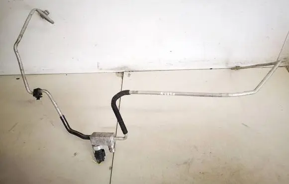 Toyota Urban Cruiser (XP110) Air conditioning (A/C) pipe/hose