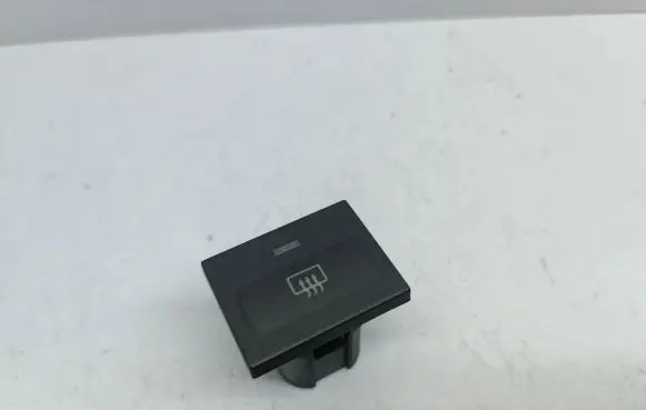 Ford Focus C-MAX Windscreen/window heater switch 3M5T18C621AB