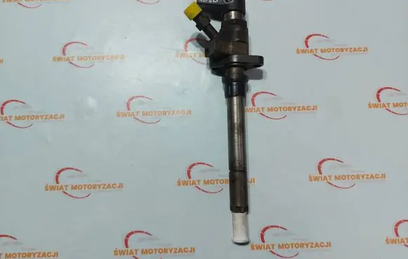 Volvo V70 Fuel injector 9657144580