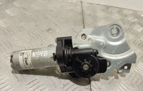 BMW 3 GT F34 Seat adjustment motor 0390204143