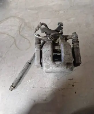 Buick Encore I Rear brake caliper 42610825 2420102000 2261087