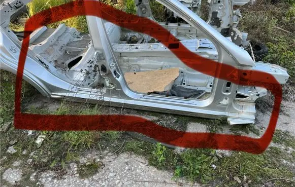 Mercedes-Benz C W204 Side car body part 