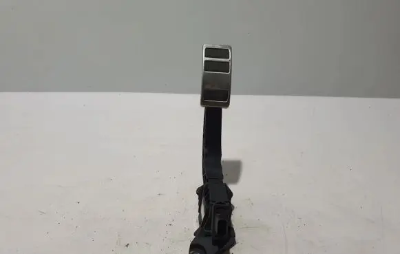 Ford Mach-E I Accelerator throttle pedal LJ9C9F836CB
