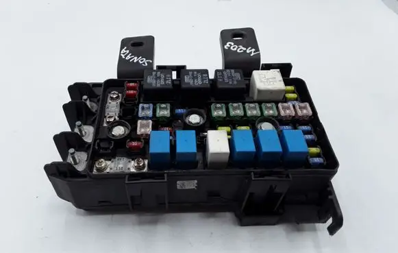 Hyundai Sonata Fuse module 919503K540
