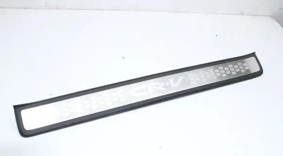 Honda CR-V Front sill trim cover 84202SWAA012M1