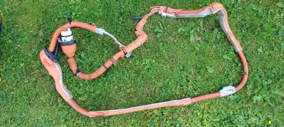 Toyota Yaris High voltage cable 