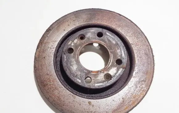 Peugeot 208 Front brake disc ventiliuojamas
