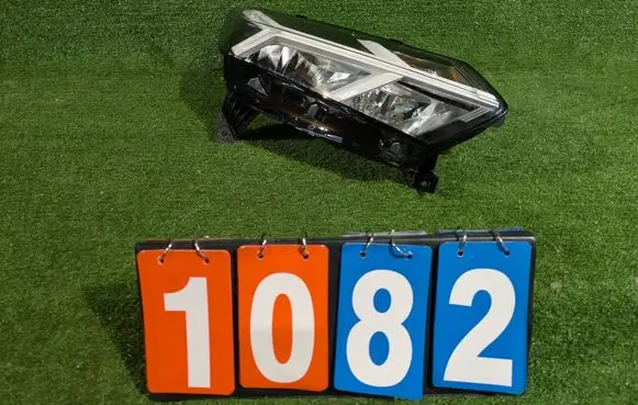 Dacia Sandero III Headlight/headlamp 