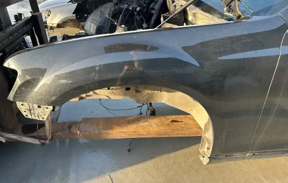 Chrysler 300C Fender