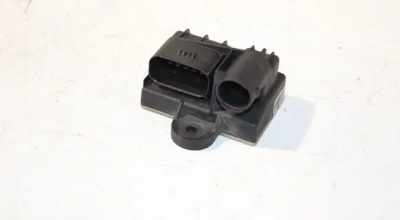 Mercedes-Benz Sprinter W906 Glow plug pre-heat relay A6519008902