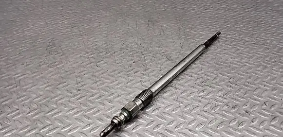Opel Insignia A Glow plug 6148600011